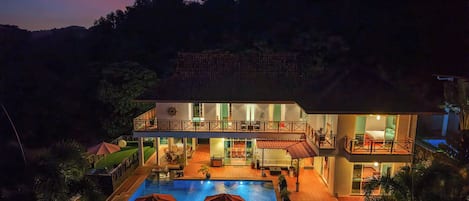 Façade de lâhĂ©bergement