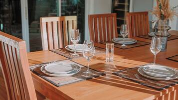 Luxury Villa, Private Pool, Sea View | Dining room
