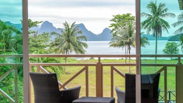 Villa Luxe, piscine privée, vue mer | Vue de la chambre