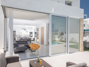 Outdoor dining - Haus in Protaras mit privatem Garten by Interhome (Protaras)