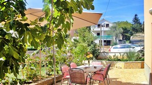 Outdoor dining - Apartment Nidisa by Interhome (Krk/Čižići)