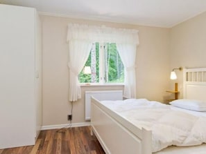 Internet - in Norrköping mit sonniger Terrasse by Interhome (Åby)