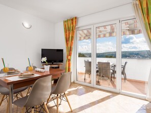 Dining - Gemütliche Wohnung 3 mit Meerblick by Interhome (Krk/Čižići)