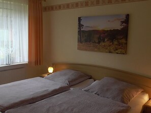 3 chambres, accès à Internet