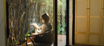 Family Home Villa, close to Ba Na Hills and a golf course. Pets allowed!