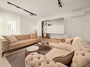 Living area - Villa Tea mit beheiztem Salzwasserpool by Interhome (Barban)