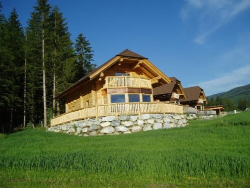 w..alpenchalets cc by Interhome