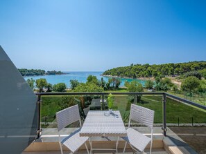 Outdoor dining - Villa Magnolia by Interhome (Pula)