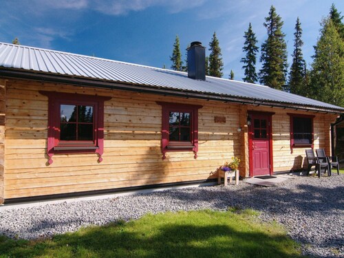 Charmantes Blockhaus, Sauna und Kamin by Interhome
