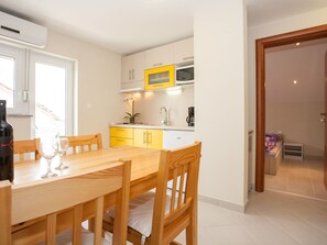 Dining - mit privatem Balkon by Interhome (Crikvenica/Jadranovo)