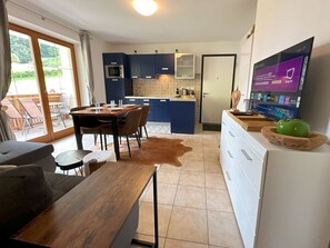 Fridge, microwave, dishwasher, cookware/dishes/utensils - Rehkitz by Interhome (Bad Kleinkirchheim)