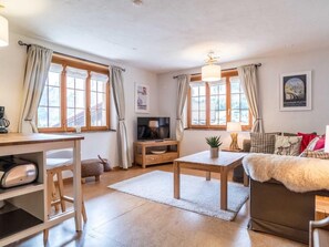 TV - Apartment Rybibach Retreat by Interhome (Lauterbrunnen)