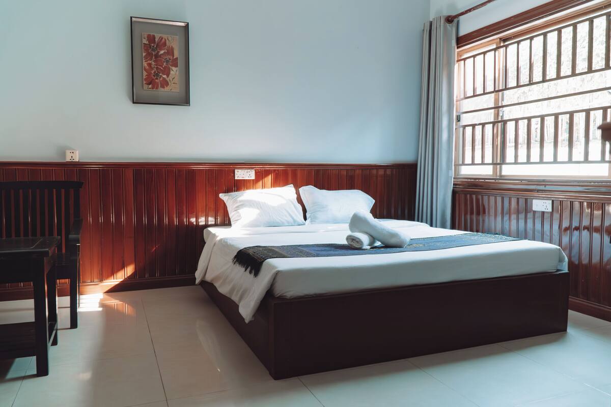 Basic Double Room