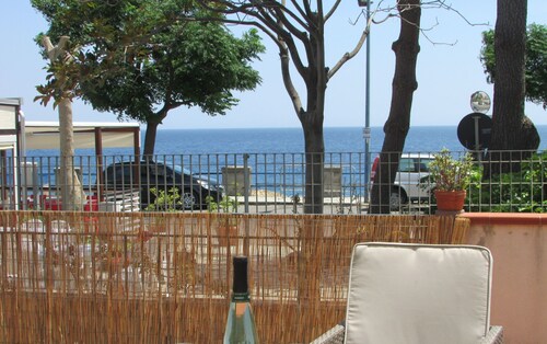 Villa Lilla 20 metri dal mare by Interhome