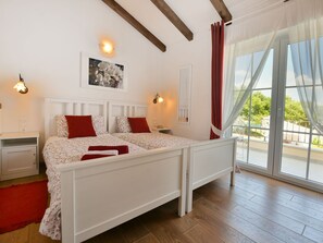 Internet - mit Privatpool für 6 Personen ca. 130 m² in Markovici, Istrien (Binnenland by Interhome (Vižinada)