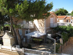 Property grounds - Apartment Emily by Interhome (Vir)