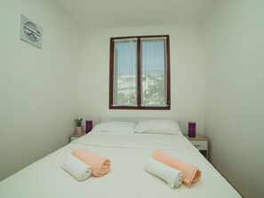 Internet - Gelassenheit am Meer 1 by Interhome (Nin)