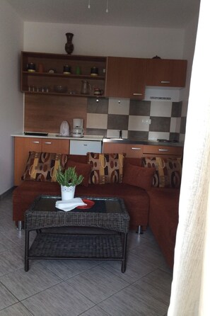 TV - Wohnung in Dramalj mit Terrasse by Interhome (Crikvenica/Dramalj)