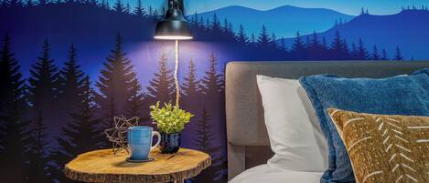 Iron/ironing board, Internet, bed sheets