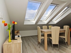 Dining - Apartment Ivo by Interhome (Polje)