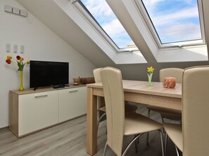 Dining - Apartment Ivo by Interhome (Polje)