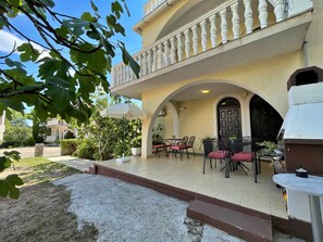Outdoor dining - Apartment Brebric - 540 Meter vom Meer by Interhome (Polje)