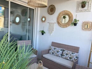 Terrace/patio - Seaside Tropical Duplex mit Pool by Interhome (Frontignan)