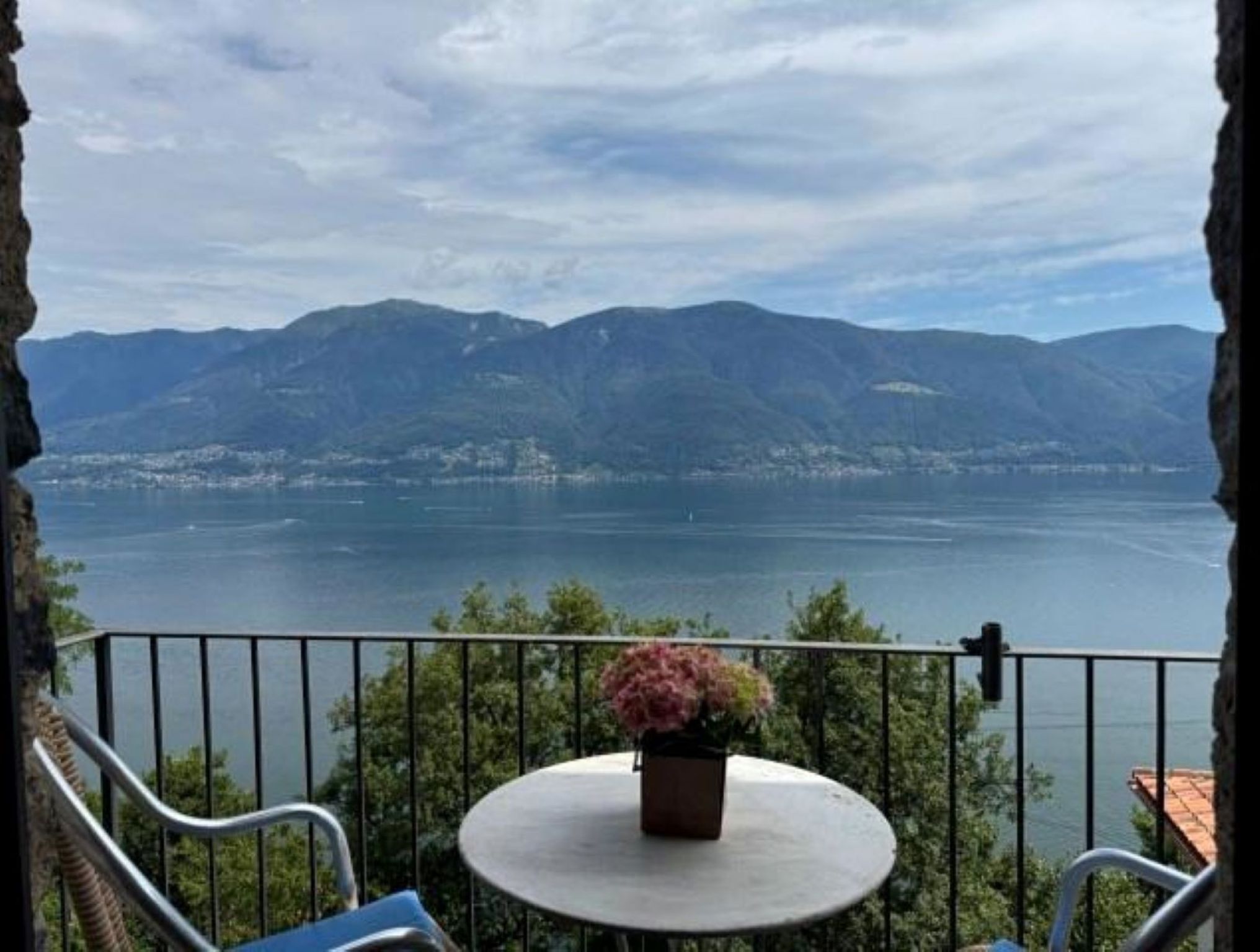 تناول الطعام بالخارج