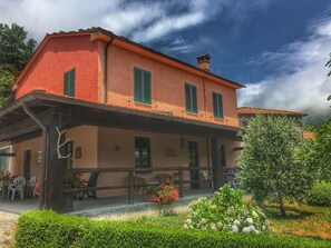 Exterior - Wohnung in Piteglio mit Privatem Garten by Interhome (Popiglio)