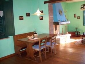 Dining - Apartment 'Alba' by Interhome (Popiglio)