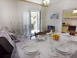 Dining - SPASIJA by Interhome (Umag)
