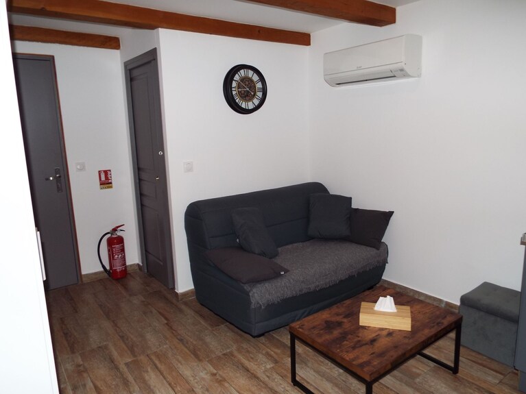 Gîte Moulin De Tartay By Interhome - ibis Avignon Sud