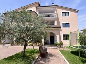 Exterior - mit Terrasse by Interhome (Umag)