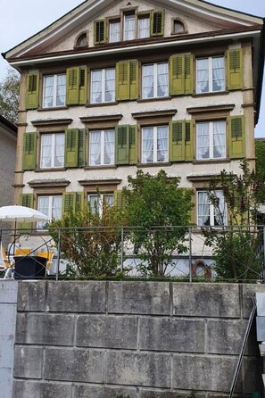 Extérieur