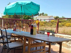 Outdoor dining - Casa Rural Dunas by Interhome (Santa Maria de la Alameda)