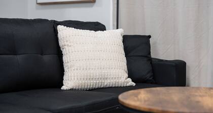 Spacious 3-Bedroom Home with TVs in Every Room & Game-Night Hockey Table