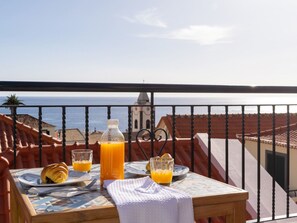 Outdoor dining - Sunscape Studio, 1-Zimmer-Wohnung - Ponta do Sol by Interhome (Madeira/Canhas)