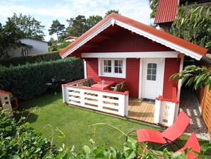 Outdoor dining - Blockbohlenhaus Plau am See by Interhome (Plau am See)