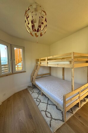 2 bedrooms, Internet