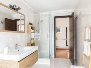 Towels - Wohnung 'Cappuccino 36' mit Terrasse by Interhome (Venezia Mestre)