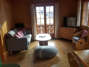 Télévision, cheminée