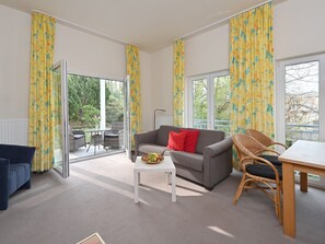 TV - Villa Celia Sellin by Interhome (Ostseebad Sellin)