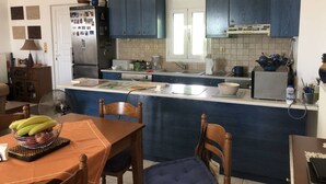 Fridge, microwave, oven, dishwasher - in Arkadi mit Privatem Pool by Interhome (Angeliana Kriti)