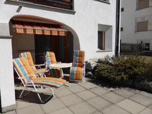 Terrace/patio - Chesa Palü by Interhome (Bever)
