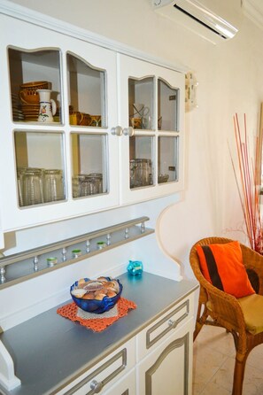 Interior - Wohnung mit Blick auf das Wasser by Interhome (Carvoeiro)