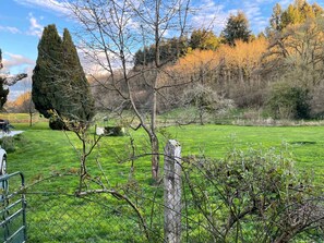 Property grounds - für 6 Pers. mit eigenem Teich by Interhome (Montceau les Mines)