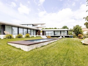 A heated pool - "TwinVilla Zilverkust" Teil A by Interhome (Cadaval)