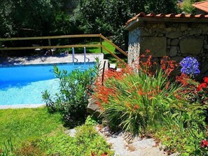 Pool - Ländliche Finca "Casa da Rocha" by Interhome (Amares)