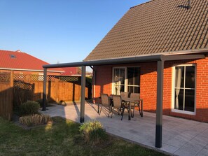 Outdoor dining - Nordseebrise by Interhome (Norden)