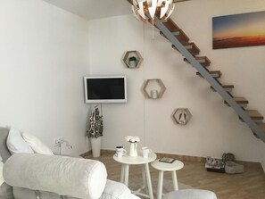 Fireplace - Wohnung auf einem eingezäunten Grundstück by Interhome (Litomysl)